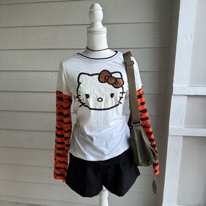 Y2K/ 2000’s Hello Kitty Halloween Juniors Long Sleeve